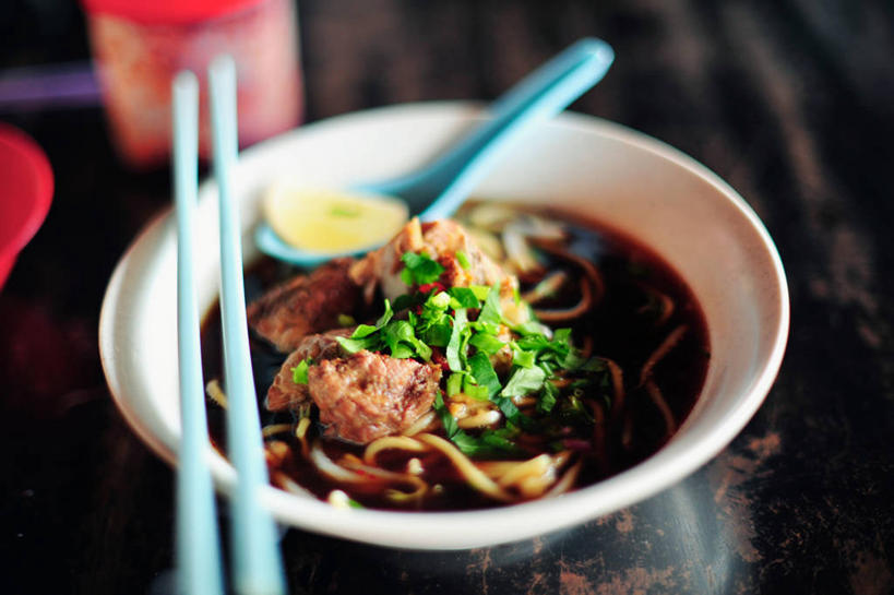 点心,面包,面条,骨骼,无人,横图,室内,筷子,马来西亚,切开,排骨,肉,汤,食品,面点,骨头,吐司,猪肉,肉类,饮食,食物,糕点,汤匙,碗,切,摄影,法式面包,骨架,草本,小排,剖面,肉食,吐司面包,切面,健康食物,焖菜,豚肉,酸橙,彩图,多士,听型面包,马来文化