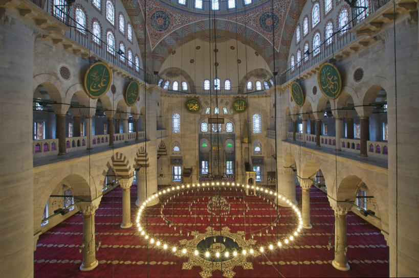 无人,横图,俯视,室内,白天,地毯,建筑,柱子,拱门,摄影,宗教,照亮,伊斯兰教,宗教建筑,清真寺,土耳其文化,伊斯坦布尔,设计,彩图,高角度拍摄