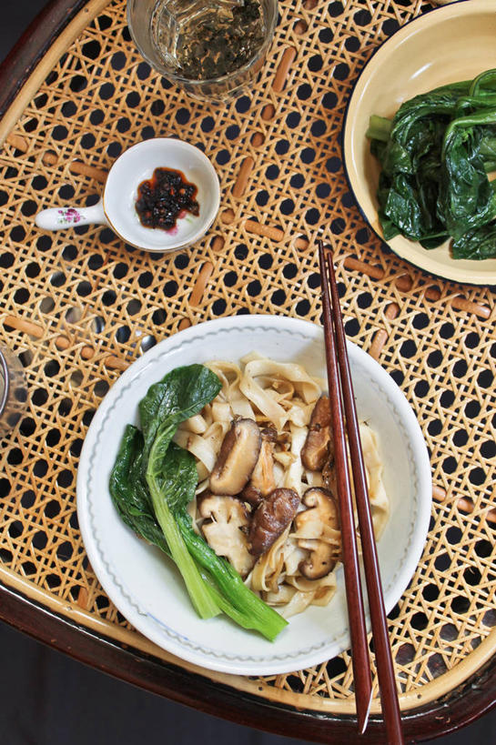 无人,竖图,俯视,室内,白天,筷子,大豆,蔬菜,马来西亚,香菇,鱼干,食品,饮食,碗,摄影,鲍鱼,清新,健康食物,开胃酱,海产,彩图,高角度拍摄,马来文化