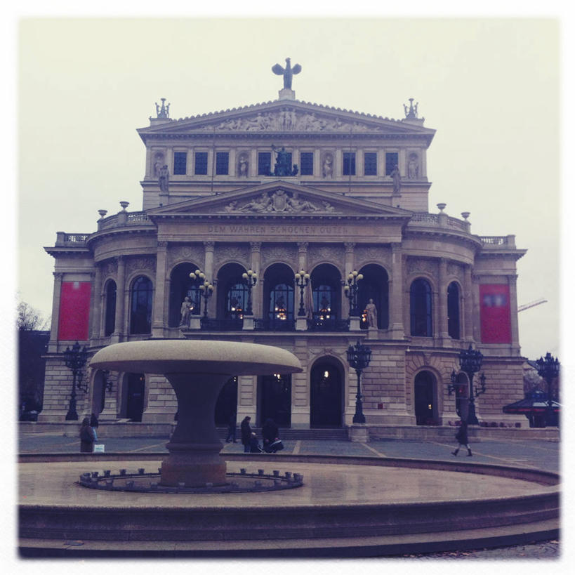 方图,室外,白天,旅游,建筑,喷泉,德国,欧洲,拱门,歌剧院,天空,摄影,西欧,德意志联邦共和国,法兰克福,法兰克福市,黑森州,彩图,法兰克福老歌剧院