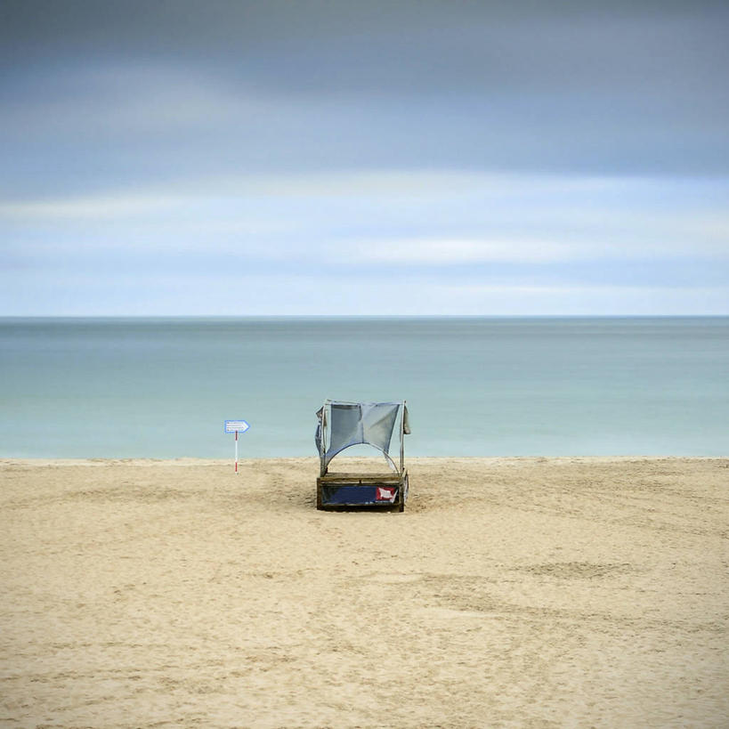 无人,方图,室外,白天,海洋,指示牌,葡萄牙,标志,沙子,文字,云,方向,标识,箭头,风景,天空,自然,摄影,指导,保护,宁静,指向,下降,簇,卡斯卡伊斯市,海滩,彩图