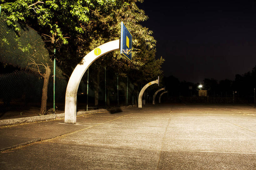 无人,横图,室外,夜晚,墨西哥,一排,整齐,篮球框,球场,首都,排列,自然,摄影,宁静,照亮,拉丁美洲,队列,墨西哥城,彩图