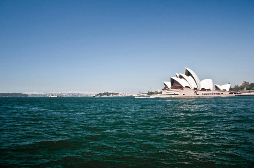 无人,横图,室外,白天,留白,海洋,建筑,悉尼歌剧院,澳大利亚,波纹,歌剧院,现代,地标建筑,摄影,宁静,悉尼,万里无云,彩图