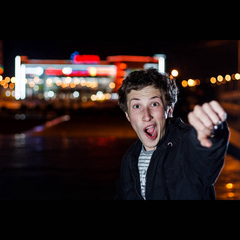 成年人,脸,头,脸颊,一个人,举,方图,室外,特写,白天,幸福,俄罗斯,仅一个男性,仅一个人,休闲装,刺激,肩膀,仅一个年轻男性,托,张嘴,乐趣,摄影,尖叫,照亮,享乐,肖像,张大嘴巴,恶作剧,伏尔加格勒,男人,男性,年轻男性,年轻人,头部,脸部,脸蛋,面部,拳头,张开嘴,举起,举手,举着,向上举,向上伸,向上托,彩图