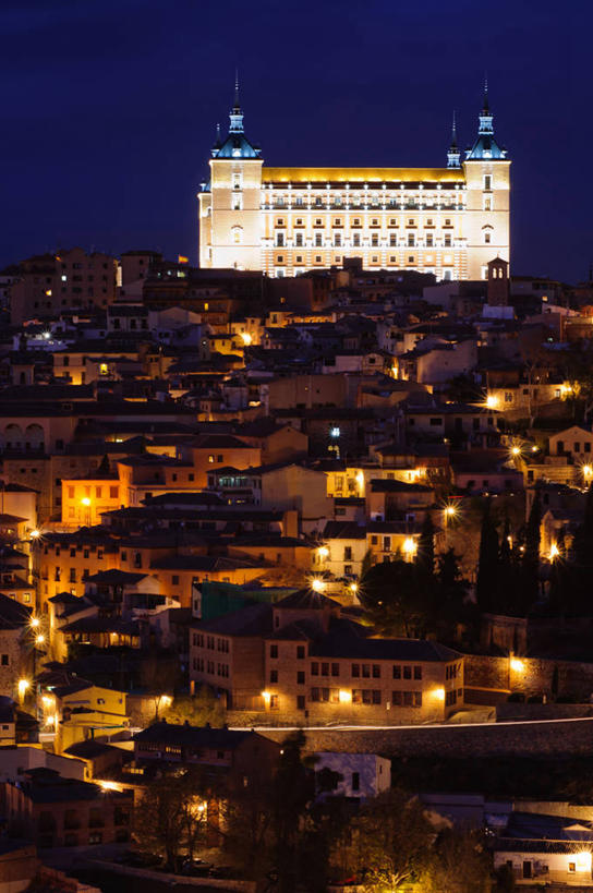 无人,竖图,室外,夜晚,山,建筑,西班牙,城堡,房屋,古城,历史,天空,摄影,照亮,要塞,托莱多,托莱多省,彩图