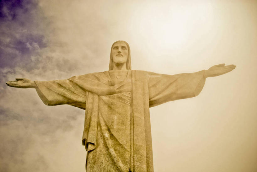 无人,横图,室外,白天,仰视,巴西,标志,雕像,符号,云,标识,天空,地标建筑,摄影,宗教,基督,基督教,天主教,里约热内卢,耶稣,救世主,性别符号,基利斯督,弥赛亚,默西亚,巴西文化,彩图,低角度拍摄,男性符号,传统文化