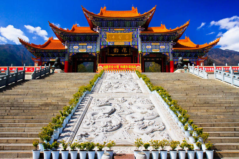 无人,横图,室外,白天,仰视,神秘,建筑,大理,宏伟,宝塔,台阶,天空,汉字,摄影,宗教,佛教,宗教建筑,中国文化,崇圣寺,技能,彩图,低角度拍摄