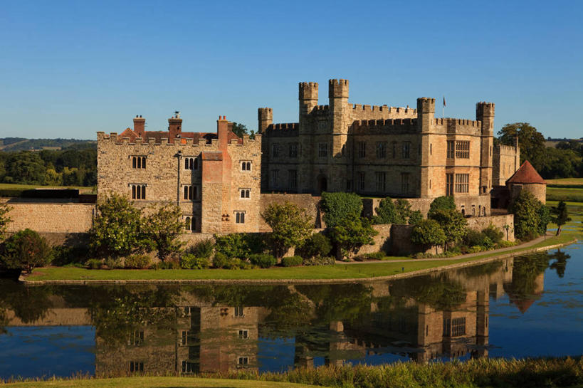 无人,横图,室外,白天,旅游,度假,美景,建筑,英国,反射,城堡,景观,历史,娱乐,英格兰,利兹城堡,树,自然,享受,休闲,景色,放松,摄影,早晨,自然风光,英国文化,万里无云,梅德斯通,死水,彩图