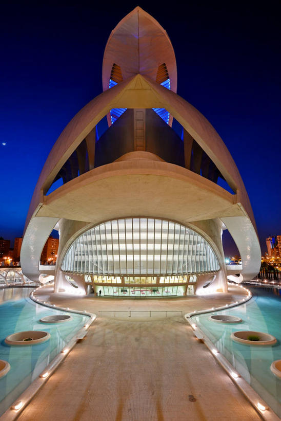 无人,博物馆,竖图,室外,夜晚,建筑,西班牙,歌剧院,现代,蓝色,天空,摄影,巴伦西亚省,彩图
