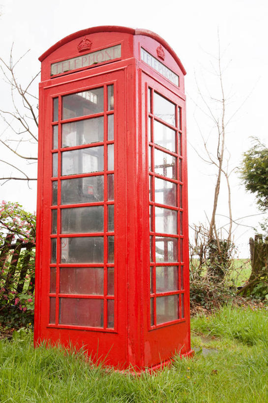 无人,竖图,室外,白天,通讯,英国,电话亭,草,树,红色,天空,摄影,园林,便利,柴郡,彩图