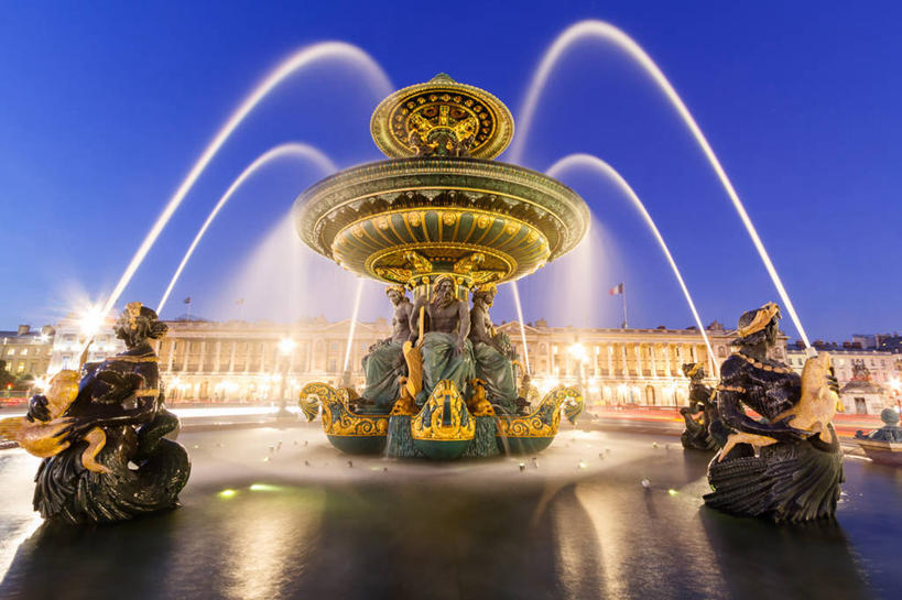 无人,横图,室外,夜晚,水,建筑,路灯,喷泉,旗帜,法国,巴黎,反射,标志,雕像,符号,首都,标识,摄影,宁静,照亮,协和广场,性别符号,美术工艺,彩图,男性符号