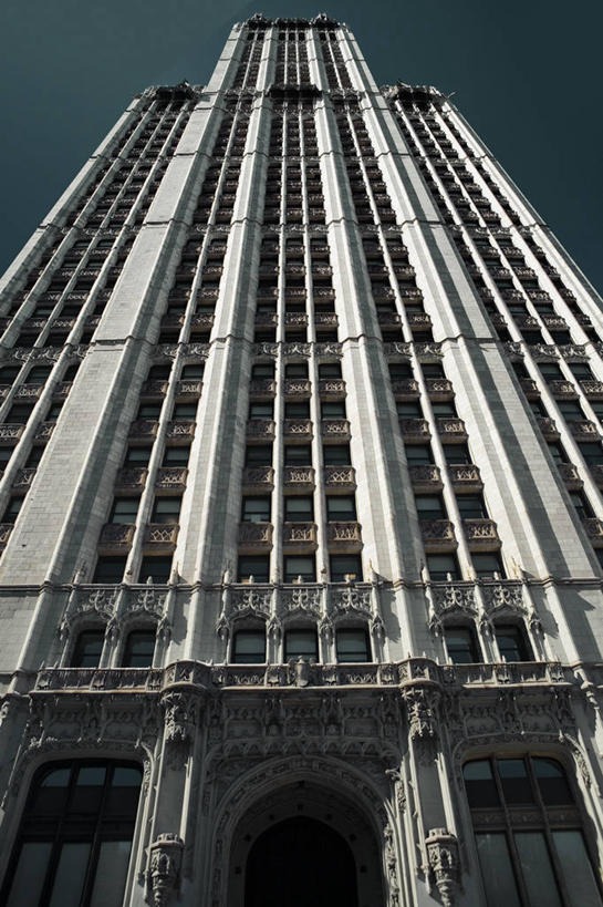 无人,竖图,室外,白天,仰视,度假,美景,城市风光,城市,建筑,纽约,美国,景观,娱乐,现代,天空,享受,休闲,景色,放松,摄影,伍尔沃斯大厦,彩图,低角度拍摄