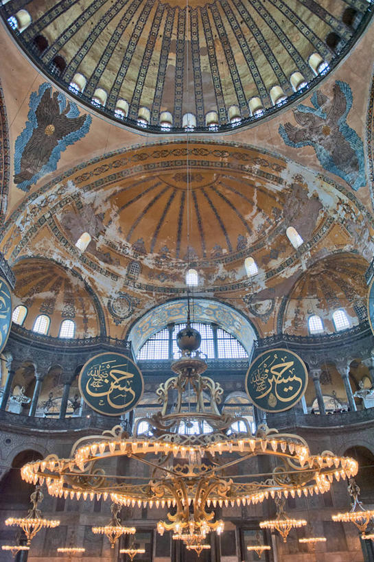 无人,博物馆,竖图,室内,欧洲,标志,文字,字符,字母,拱门,标识,摄影,宗教,照亮,伊斯兰教,圆顶建筑,清真寺,水晶吊灯,素檀阿梅特区,伊斯坦布尔,美术工艺,彩图,圣索菲亚大教堂
