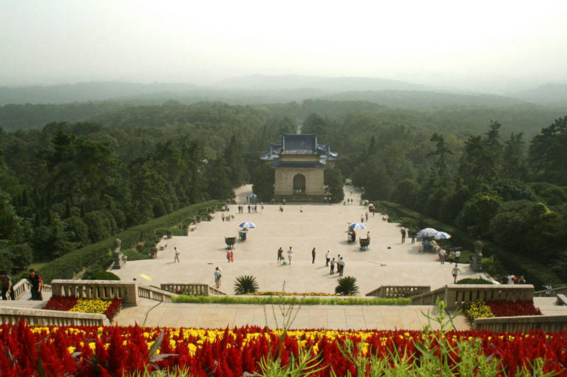 公园,横图,室外,白天,森林,植物,建筑,南京,纪念碑,历史,树,风景,天空,自然,摄影,纪念,留念,记忆,怀念,彩图