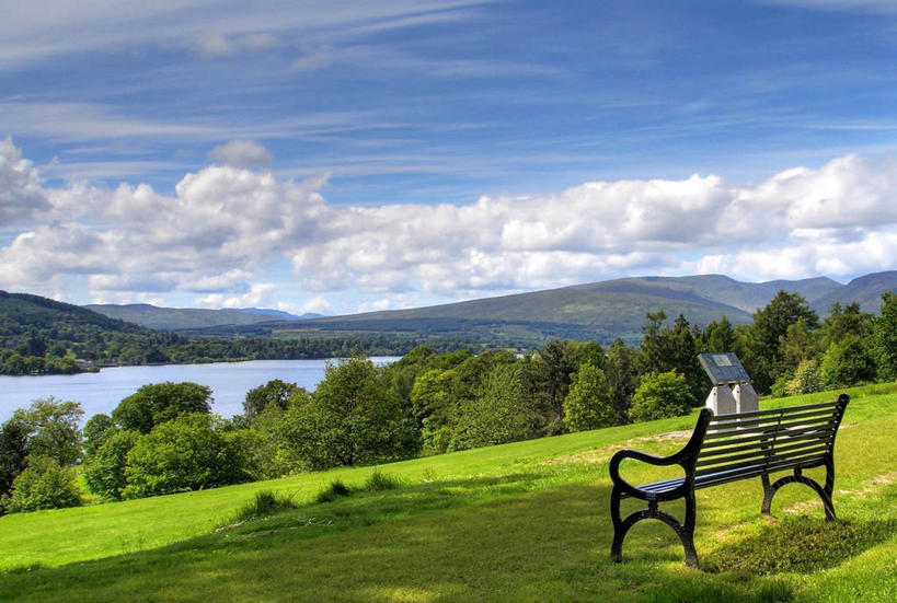 无人,横图,室外,白天,旅游,度假,湖,美景,山,英国,长椅,地形,景观,田地,娱乐,苏格兰,座位,风景,自然,夏天,享受,休闲,景色,放松,摄影,宁静,自然风光,北欧,格拉斯哥,洛蒙德湖,旅行