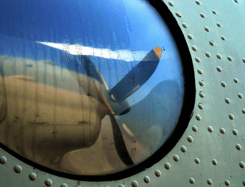 无人,横图,室外,白天,窗户,飞机,罗马尼亚,反射,螺旋桨,首都,运输,摄影,部分,布加勒斯特