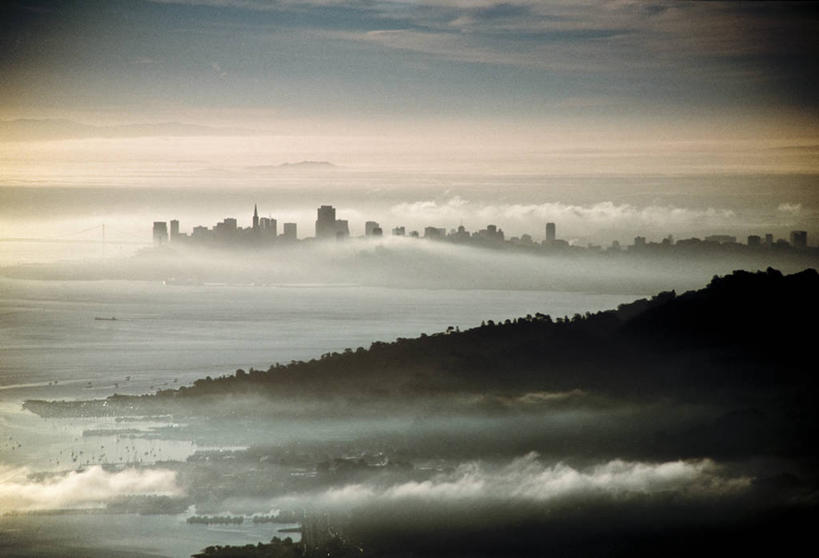 无人,横图,俯视,室外,度假,神秘,美景,天际线,雾,城市风光,城市,摩天大楼,美国,景观,黎明,娱乐,天空,享受,休闲,办公大楼,景色,放松,摄影,北美,北美洲,加利福尼亚,美洲,旧金山,北亚美利加洲,亚美利加洲,高角度拍摄,旅行,海港,美利坚合众国,晕影
