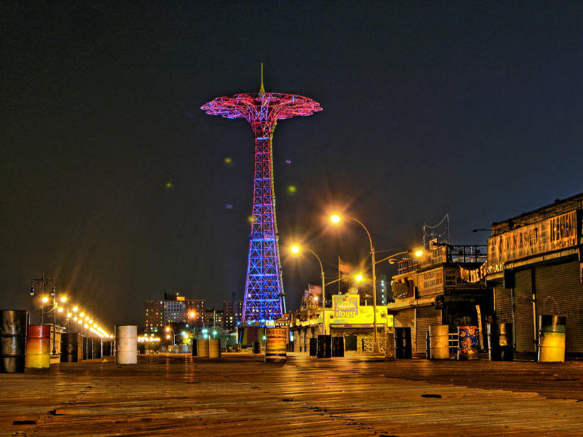 无人,游乐园,横图,室外,夜晚,城市,建筑,路灯,纽约,美国,光亮,地标建筑,摄影,照亮,照明设备,纽约州,布鲁克林,科尼岛