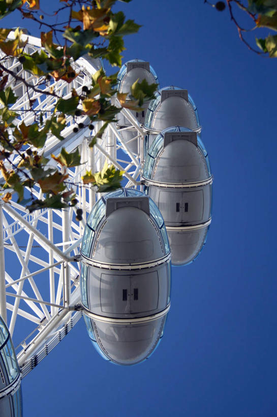 无人,竖图,室外,白天,仰视,游戏,英国,欧洲,伦敦,首都,玩,娱乐,伦敦眼,天空,地标建筑,休闲,摄影,游乐设施,活动,宁静,西欧,发泄,消遣,智力,北欧,大不列颠,英国文化,大转轮,大不列颠及北爱尔兰联合王国,万里无云,大不列颠及爱尔兰联合王国,宣泄,游艺设施,雾都,玩耍,嬉戏,低角度拍摄,旅行,兰贝斯区,大不列颠王国,大英帝国,联合王国,日不落帝国