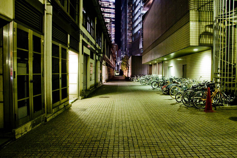 无人,横图,室外,夜晚,城市,自行车,日本,一排,日本文化,整齐,人行道,光亮,排列,运输,摄影,照亮,队列,东亚,旅行