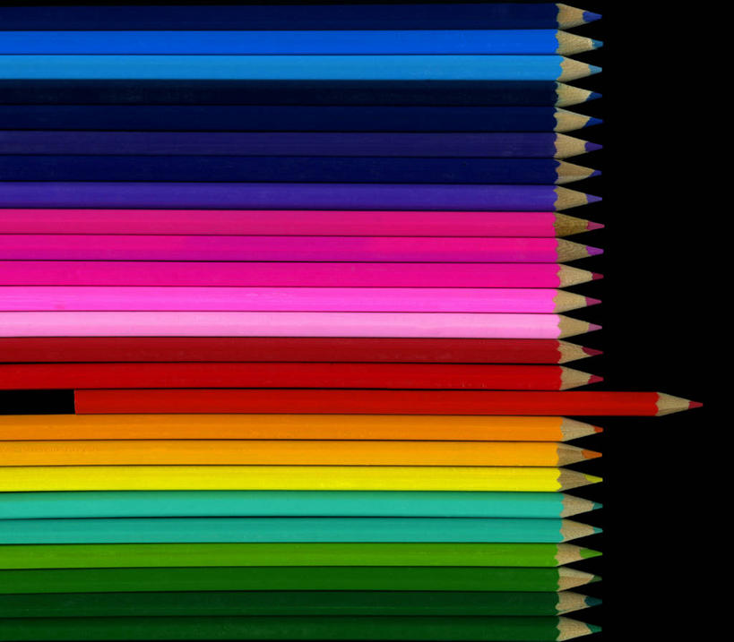 无人,横图,室内,特写,英国,一排,许多,黑色背景,丰富,整齐,办公用品,很多,排列,黑色,铅笔,摄影,多样,创造力,顺序,队列,北欧,选择,想法,美术工艺,利兹市,影棚拍摄,彩色铅笔