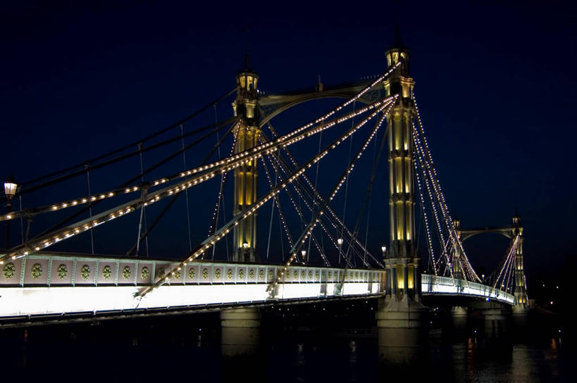 无人,横图,室外,河流,城市,建筑,路灯,英国,伦敦,反射,桥,光亮,首都,联系,泰晤士河,天空,黄昏,工业,运输,摄影,照亮,工程,照明设备,北欧,艾伯特桥,旅行,内伦敦,月