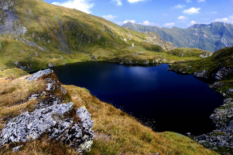 无人,横图,室外,白天,湖,美景,山,山脉,欧洲,罗马尼亚,景观,云,草,风景,天空,自然,景色,摄影,宁静,环境,自然风光,东欧,阿尔卑斯山脉,首府,野生白山羊,特兰西瓦尼亚,锡比乌,锡比乌县,岩石,旅行