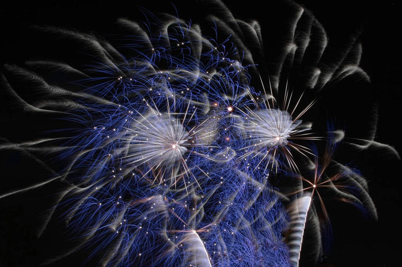 无人,横图,室外,夜晚,运动模糊,长时间曝光,仰视,爆炸,美国,庆祝,光亮,武器,活力,摄影,照亮,北美,北美洲,美洲,佛罗里达,奥兰多,佛罗里达州,佛州,阳光州,北亚美利加洲,亚美利加洲,式样,橘子郡,低角度拍摄,美利坚合众国,爆炸物