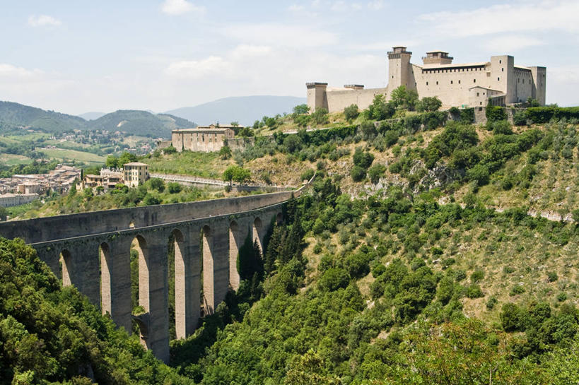 无人,横图,俯视,室外,白天,山,建筑,意大利,欧洲,云,桥,沟渠,联系,历史,树,风景,天空,自然,摄影,要塞,南欧,意大利文化,意大利共和国,首府,翁布里亚,翁布里亚大区,佩鲁贾,高角度拍摄,旅行,斯波莱托,过去