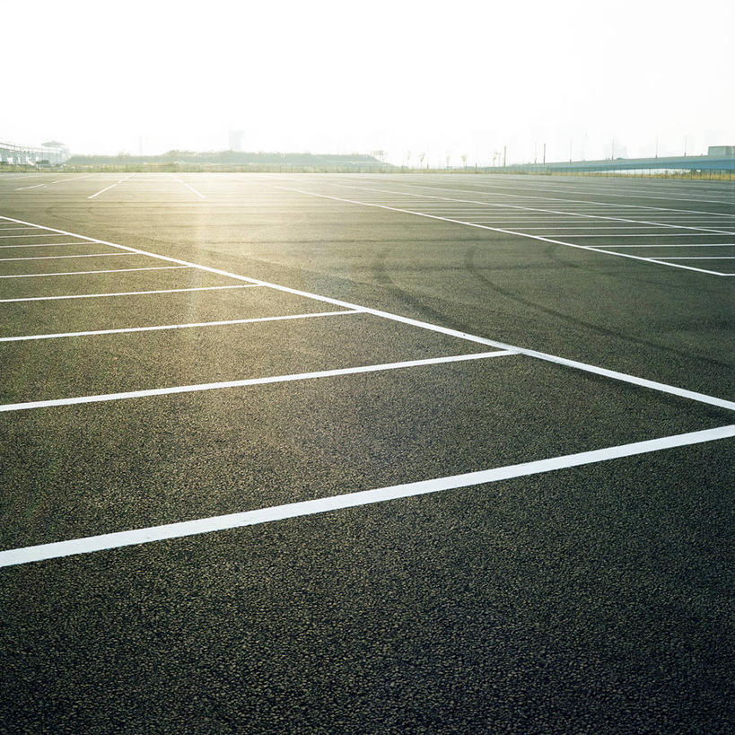 无人,停车场,方图,室外,白天,路,东京,日光,日本,路标,线条,关东地区,江东区,首都,痕迹,天空,运输,摄影,东亚,万里无云,轮胎印