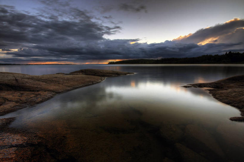 无人,横图,室外,湖,日落,山,雨,瑞典,欧洲,反射,乌云,云,天气,风景,自然,黄昏,摄影,宁静,环境,斯堪的纳维亚,北欧,斯堪的那维亚,斯堪的那维亚半岛,斯堪的纳维亚半岛,斯堪狄纳维亚半岛,瑞典王国,东约特兰省