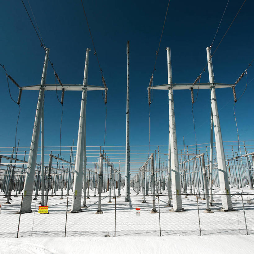 无人,方图,室外,白天,雪,加拿大,许多,电缆,栅栏,冬天,很多,联系,天空,发电站,工业,摄影,能源,电,变压器,万里无云,安大略省,电力线,变电所