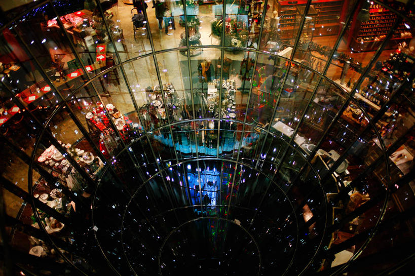 无人,横图,俯视,室内,夜晚,建筑,玻璃,德国,光亮,首都,现代,柏林,地标建筑,摄影,照亮,德国文化,中欧,高角度拍摄,旅行,购物中心,月