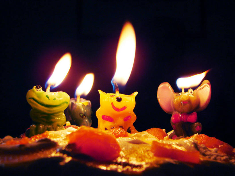 无人,横图,室内,特写,生日,蜡烛,巴西,黑色背景,庆祝,火焰,燃烧,饮食,黑色,生日蛋糕,南美,童年,摄影,照明设备,里约热内卢,里约热内卢州,影棚拍摄,蛋糕