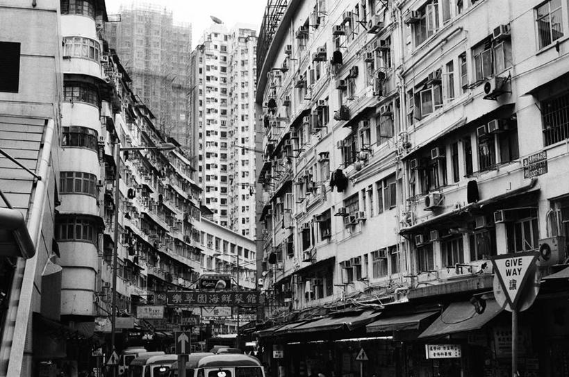 无人,横图,室外,白天,城市,建筑,路灯,摩天大楼,香港,标志,文字,字符,字母,公寓,交通,标识,空调,汉字,办公大楼,运输,摄影,照明设备,中国文化,交通标志,旅行