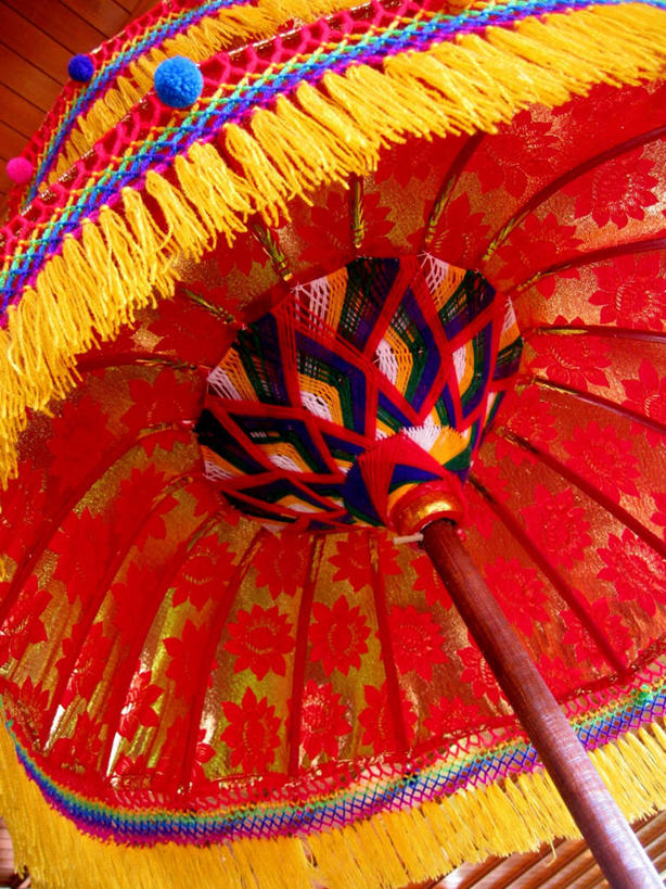 无人,竖图,室外,特写,白天,印度尼西亚,装饰,伞,雨伞,遮阳伞,阳伞,一个,把手,摄影,宗教,单个,太阳伞,典礼,小巽他群岛,式样,葬礼,火葬,传统文化,巴厘