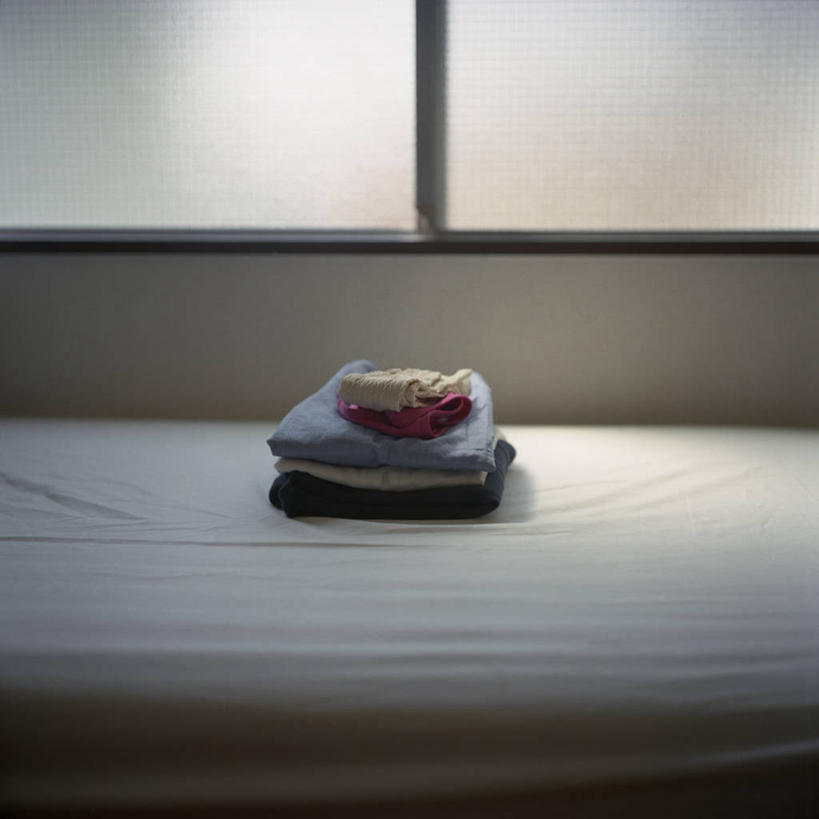 无人,家庭,方图,室内,衬衫,床,家具,卧室,日本,五个,许多,堆叠,内衣,折叠,床上用品,袜子,排列,洗衣服,衣服,温暖,温馨,一家人,胸罩,文胸,摄影,和睦,组织,东亚,卡住,乳罩,胸衣,融洽,例行公事,家务劳动