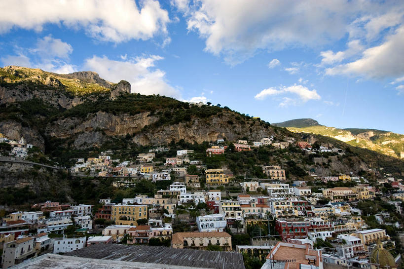 无人,横图,室外,白天,山,建筑,意大利,欧洲,云,城镇,天空,摄影,宁静,都市风光,南欧,意大利文化,意大利共和国,坎帕尼亚,阿马尔菲海岸,阿玛尔菲海岸,阿玛菲海岸,坎帕尼亚大区,阿玛菲海岸风景区,波西塔诺,萨莱诺,萨莱诺省,彩图