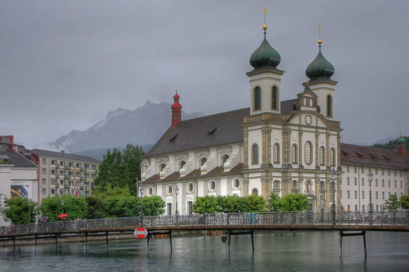 无人,教堂,横图,室外,白天,河流,山,多云,城市,建筑,瑞士,桥,联系,历史,摄影,巴洛克风格,中欧,卢塞恩,彩图,旅行