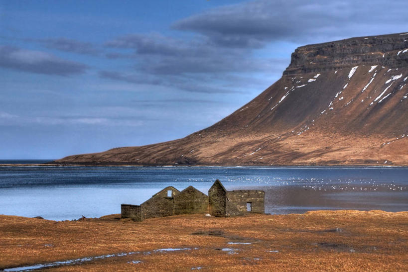 无人,横图,室外,白天,海洋,山,建筑,冰岛,废弃,破碎,地形,海岸线,破坏,破损,风景,摄影,报废,宁静,粉碎,损坏,废物,毁坏,丢弃,放弃,抛弃,摧毁,摈弃,斯奈山半岛,彩图,屏弃,摈斥,摒除