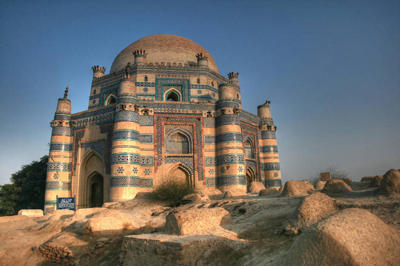 无人,横图,室外,白天,建筑,巴基斯坦,瓷砖,帐篷,天空,装饰物,摄影,死亡,坟墓,露营,野营,中东文化,万里无云,宿营,结束,旁遮普,印度次大陆,岩石,彩图,旅行