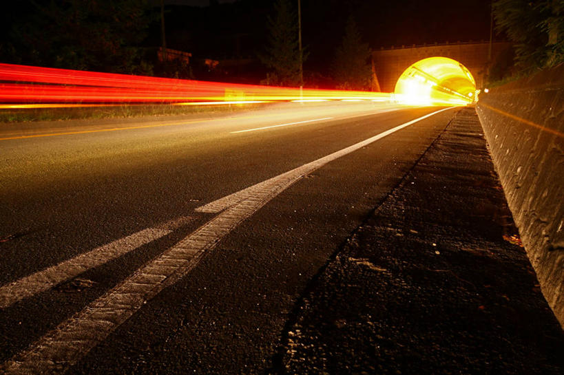 无人,横图,室外,夜晚,消失点,运动模糊,长时间曝光,路,韩国,隧道,光,光亮,摄影,车灯,尾灯,迅速,照亮,透视图,朝鲜半岛,彩图