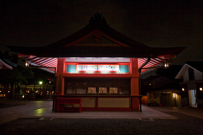 无人,横图,室外,白天,夜晚,建筑,京都,日本,亚洲,日本文化,柱子,光亮,宝塔,摄影,佛教,京都府,照亮,神殿,宗教建筑,剪影,逆光,东亚,东亚文化,本州,本州岛,日本国,近畿地方,近畿,京都市,伏见稻荷大社,伏见区,彩图