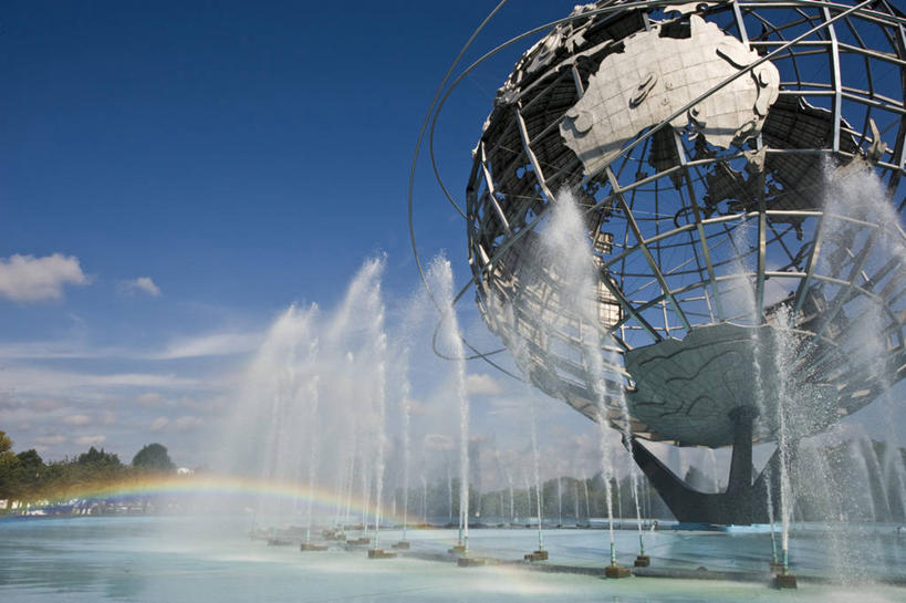 无人,横图,室外,白天,彩虹,城市,建筑,喷泉,雕塑,美国,喷,飞溅,艺术,金属,地球仪,云,球体,摄影,皇后区,法拉盛,彩图