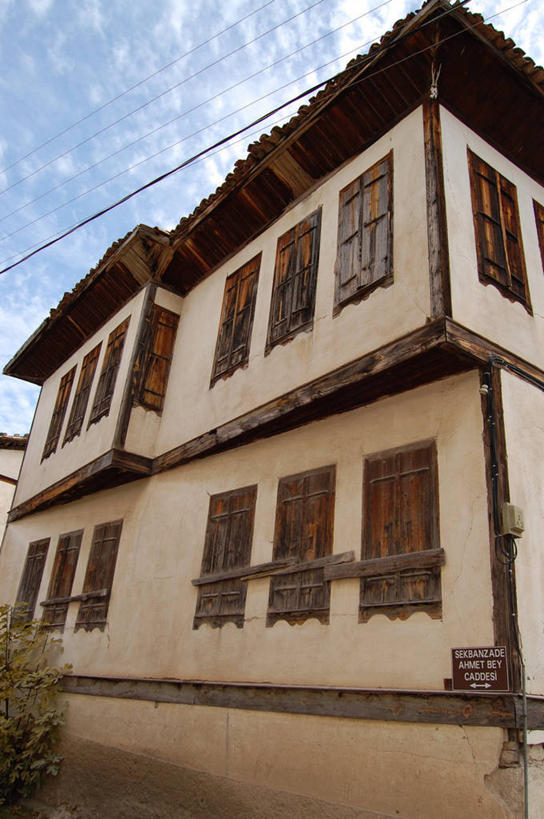 无人,竖图,室外,白天,仰视,建筑,欧洲,关闭,百叶窗,房屋,一个,天空,摄影,单个,封闭,土耳其文化,彩图,低角度拍摄