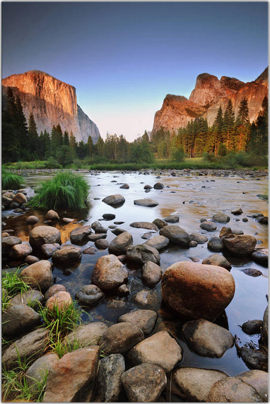 无人,公园,竖图,室外,白天,美景,森林,山,日光,美国,景观,山谷,草,风景,小溪,自然,景色,摄影,宁静,北美,北美洲,国家公园,加利福尼亚,自然风光,约塞米蒂国家公园,美洲,加州,加利福尼亚州,优胜美地国家公园,金州,黄金州,北亚美利加洲,亚美利加洲,美国尤塞米提国家公园,优山美地,约瑟米提国家公园,彩图,美利坚合众国