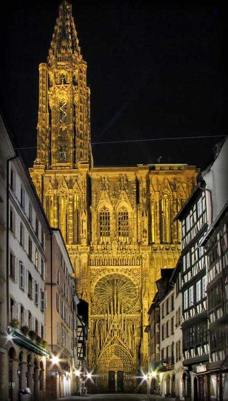 无人,竖图,室外,夜晚,建筑,街道,法国,古城,宏伟,摄影,照亮,基督教,哥特式风格,斯特拉斯堡,彩图,大教堂