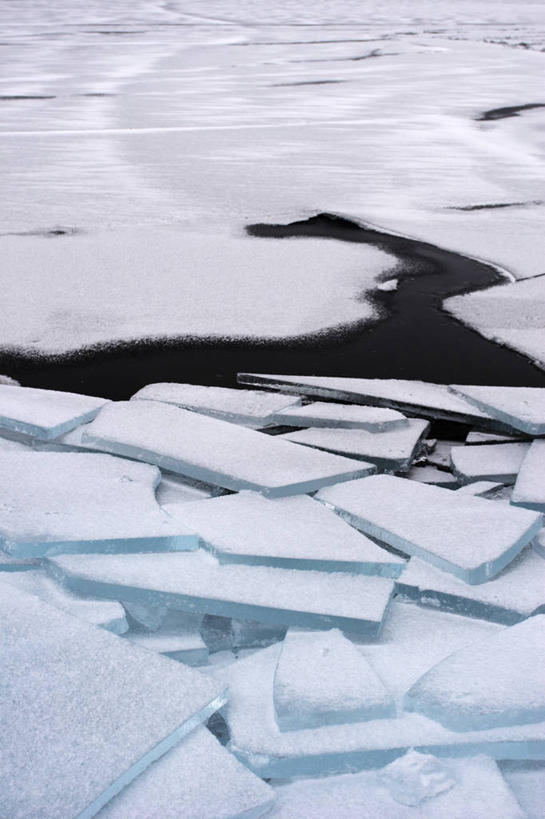无人,竖图,俯视,室外,白天,湖,美景,加拿大,冰,地形,景观,冬天,自然,景色,寒冷,摄影,宁静,自然风光,安大略省,安大略湖,彩图,高角度拍摄
