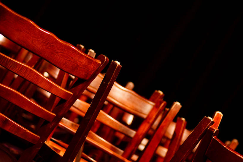 无人,横图,室内,椅子,加拿大,堆叠,黑色背景,木制,摄影,魁北克市,彩图,餐馆