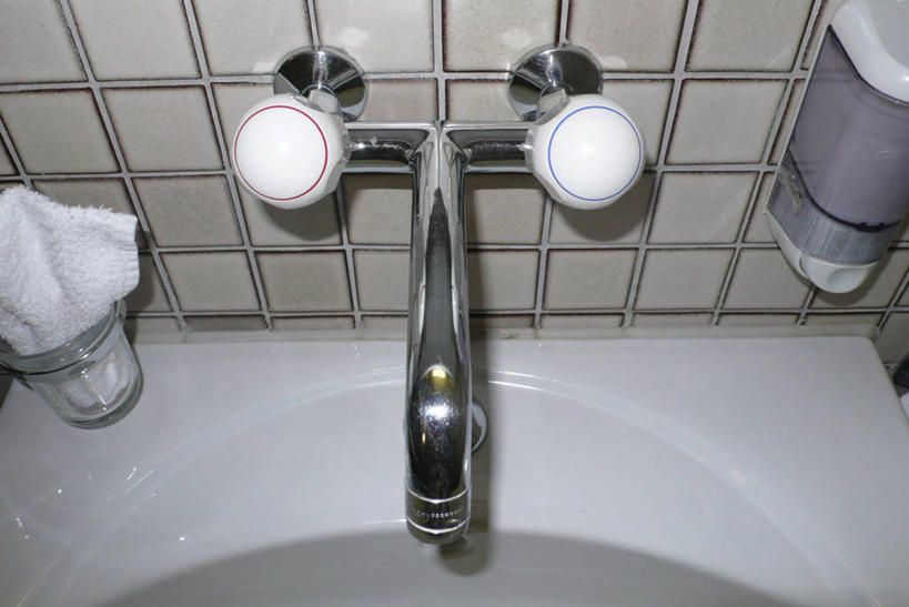 无人,横图,俯视,室内,浴室,瑞士,水槽,水龙头,摄影,卫生,皂液器,苏黎士,铬合金,彩图,高角度拍摄